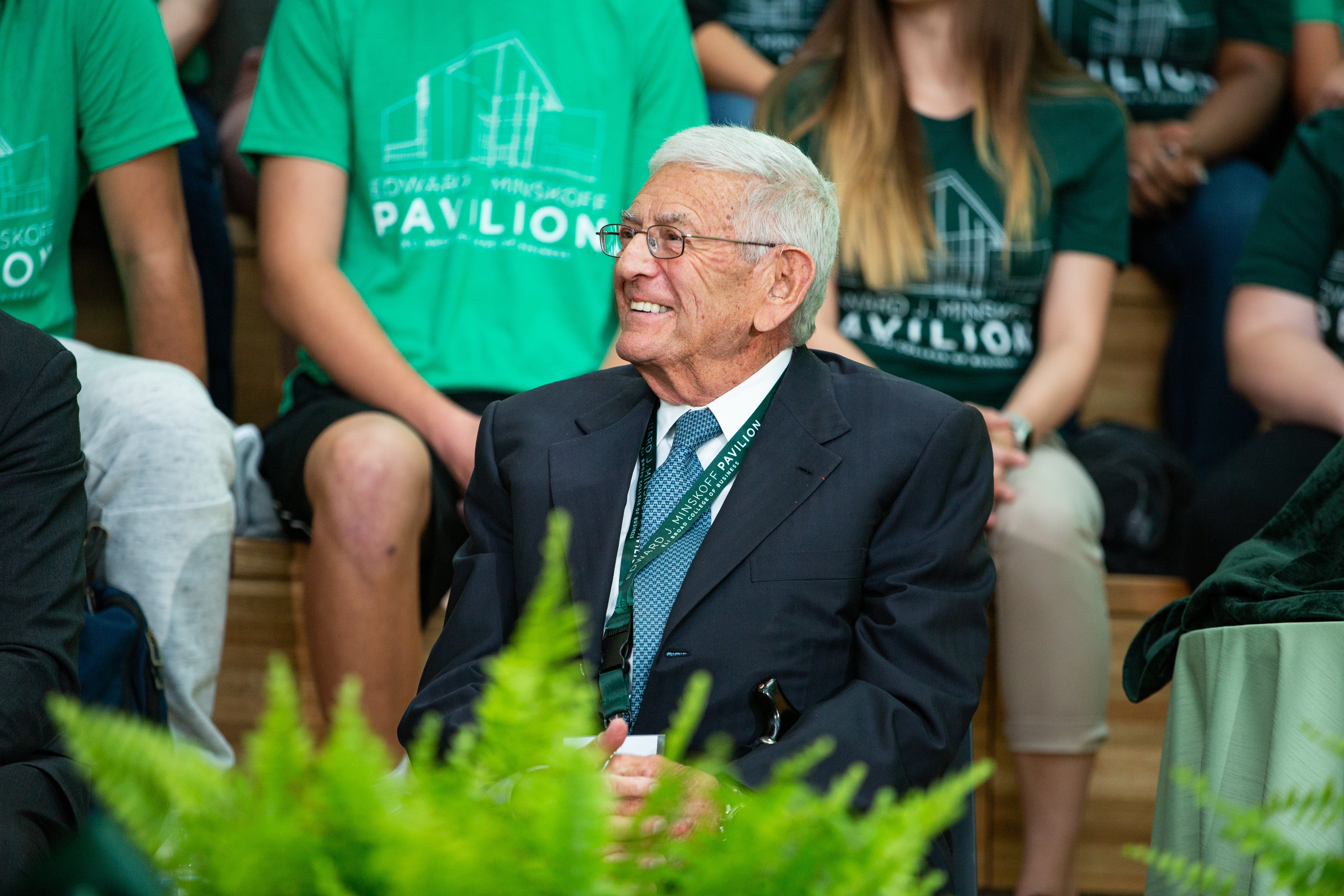 Eli Broad at the Edward J. Minskoff Pavilion ribbon cutting