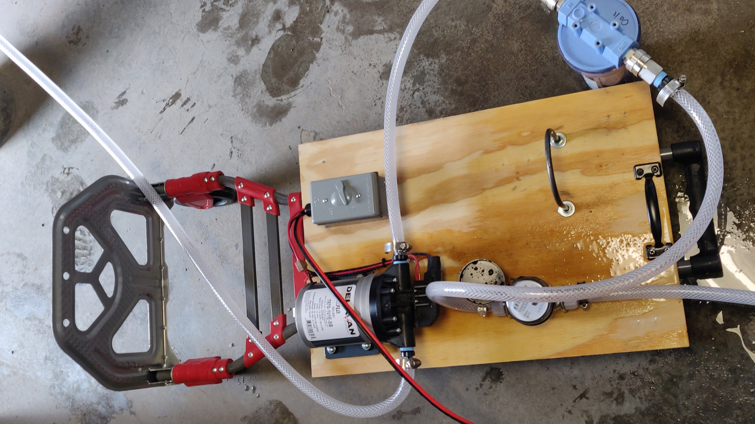 Wastewater sampling device