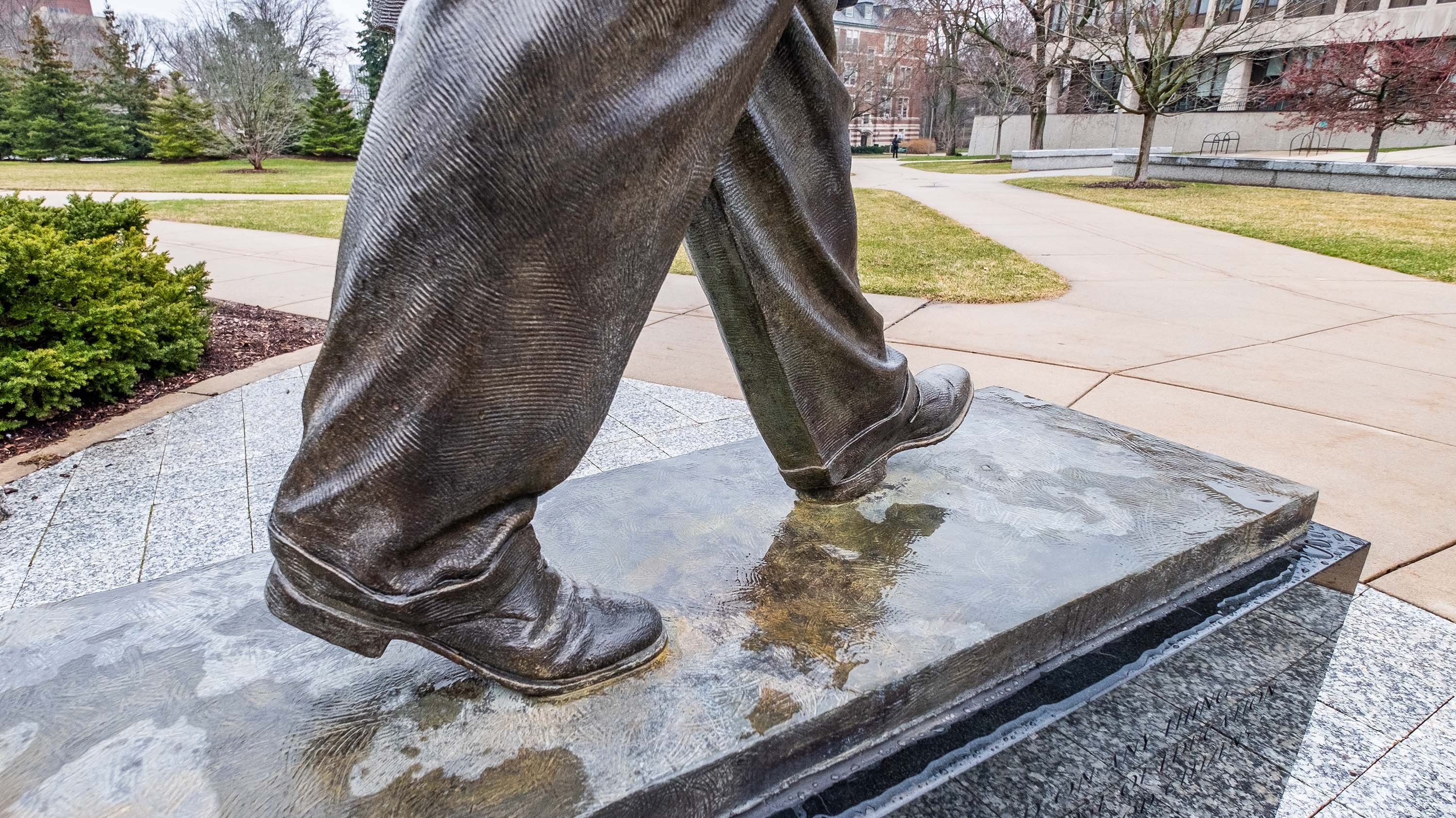 Close up on feet of John Hannah statue