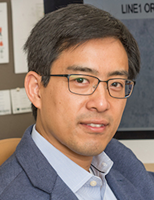 Headshot of Professor Chen.