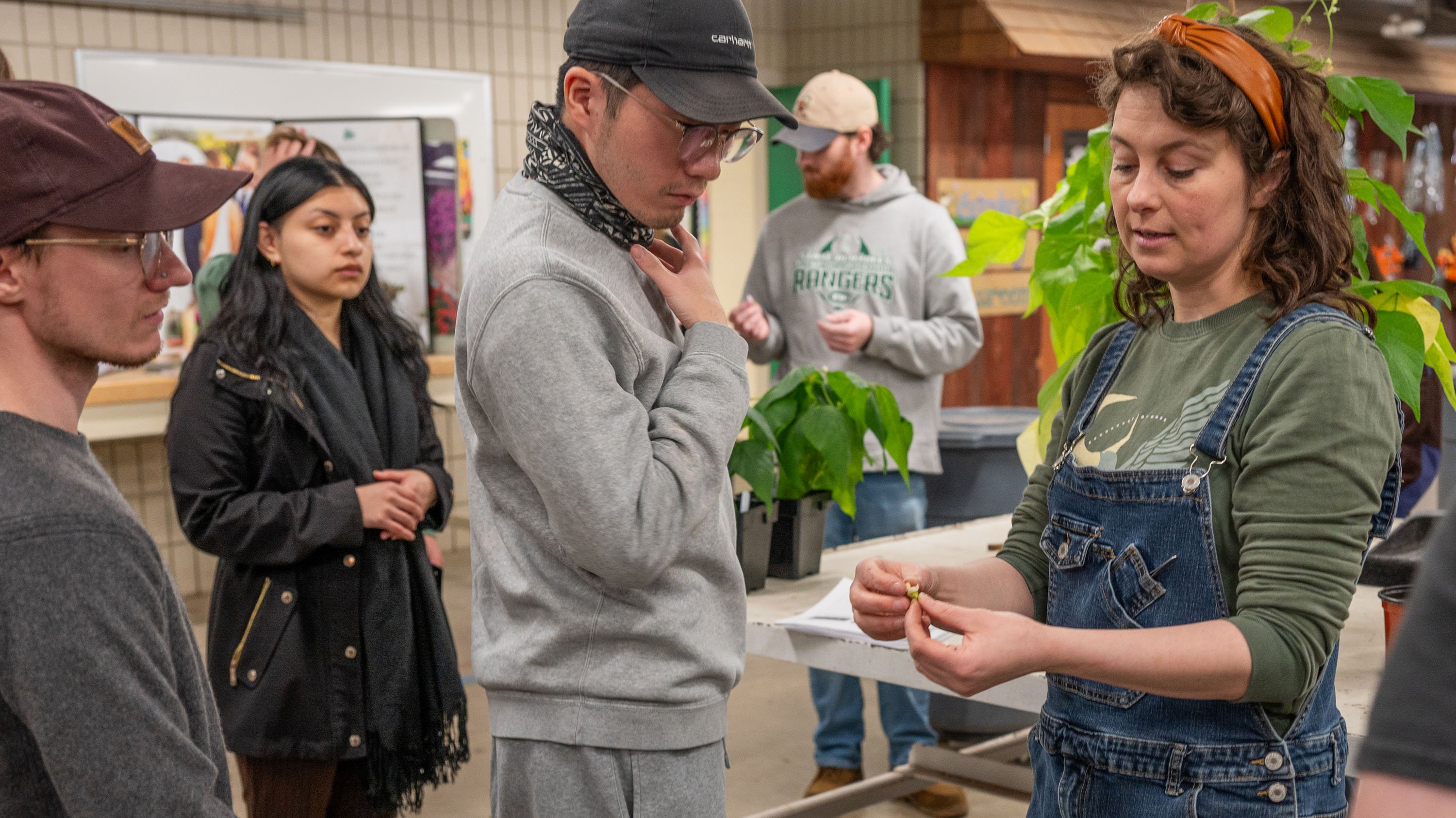 Miranda haus teaching plant biology class