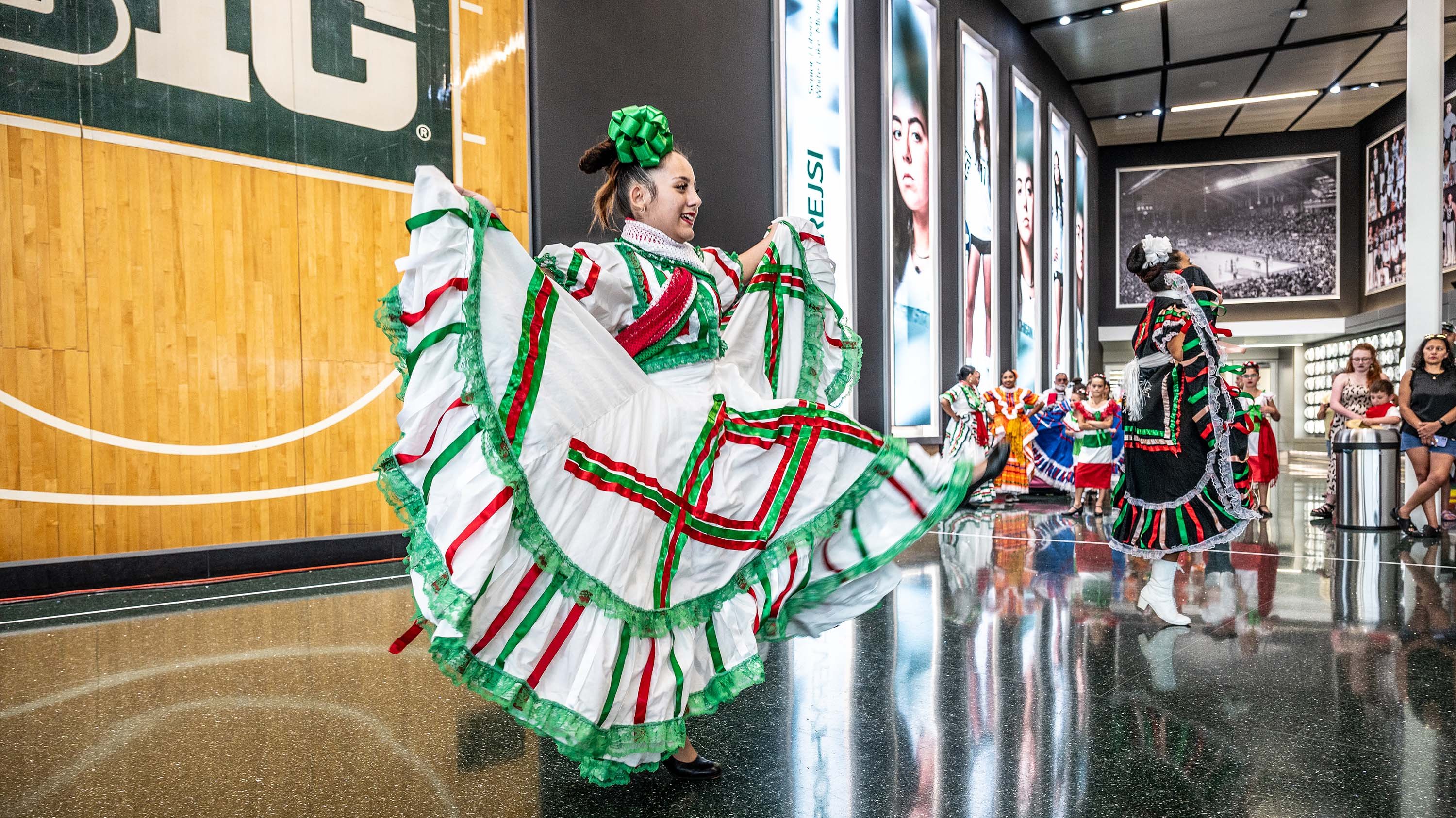 Dancers at Spartan Remix