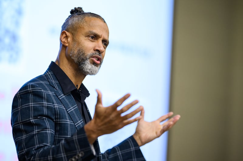 Mahmoud Abdul-Rauf speaking