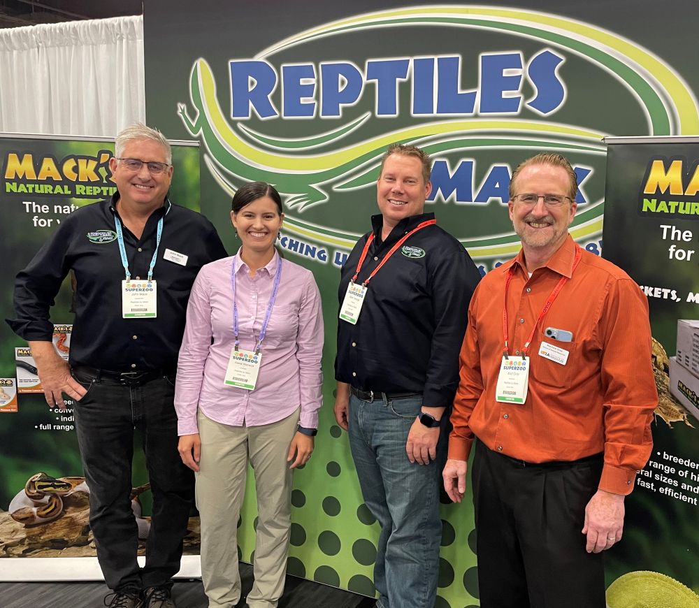 Researchers connected with pet owners and industry representatives at SuperZoo, North America’s largest pet trade show. From left: John Mack, Reptiles by Mack; Alexa Warwick; Matt George, Reptiles by Mack; and Matthew Gray, University of Texas.