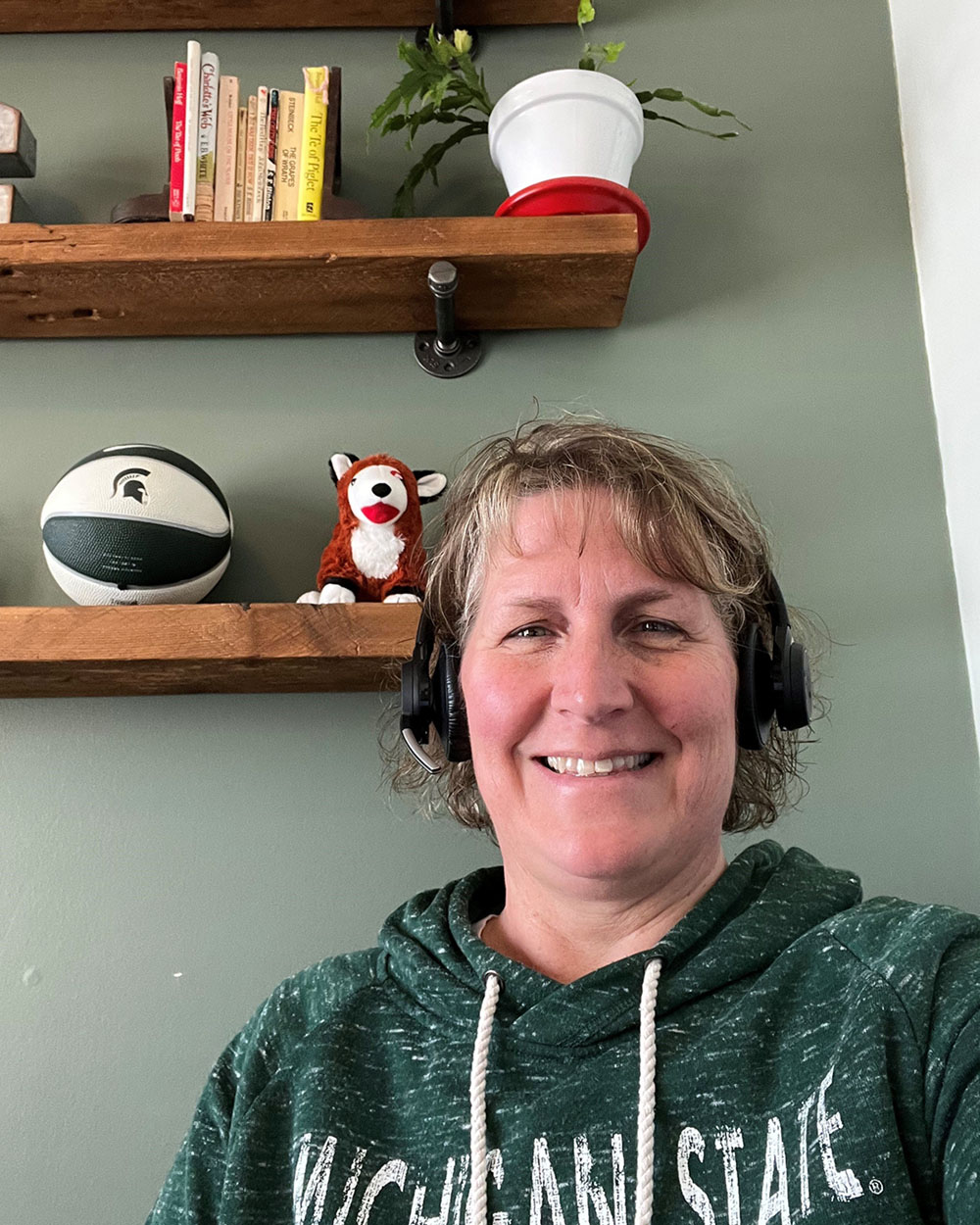 Carrie Fox in MSU sweatshirt