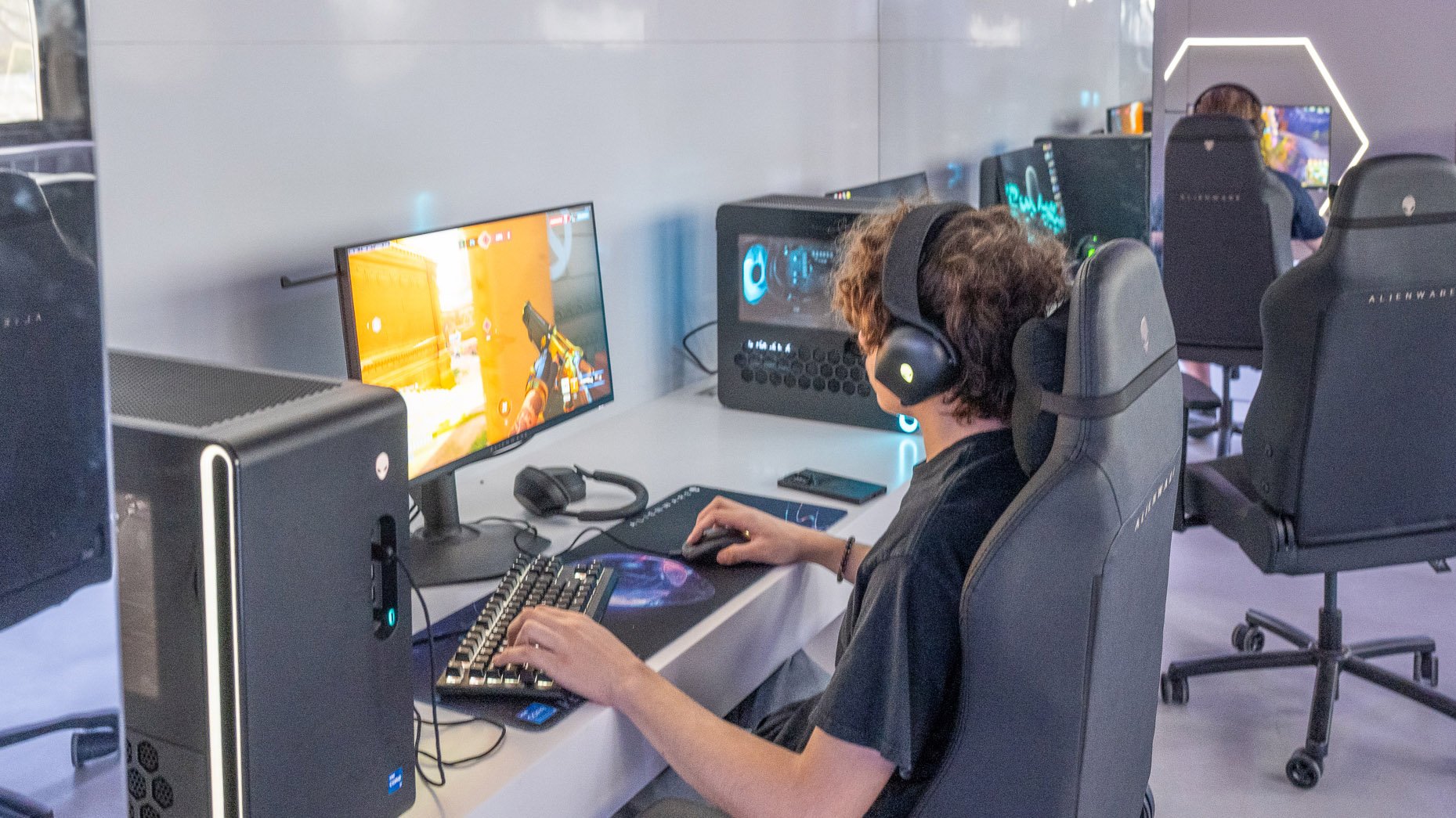 Student gaming in Esports lounge