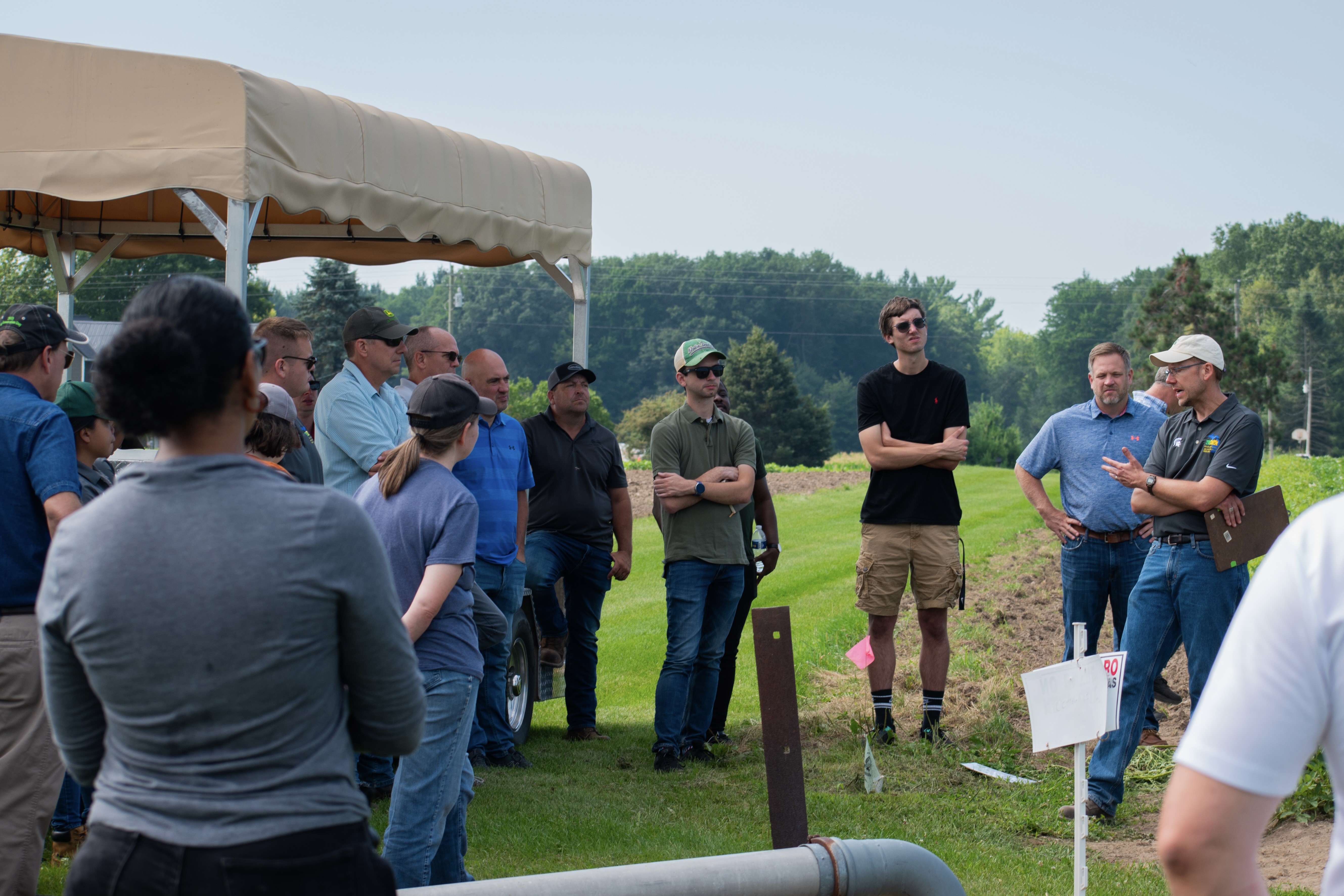 Kurt Steinke, professor and MSU Extension specialist in the Department of Plant, Soil and Microbial Sciences, presenting at the 2023 potato field day at the Montcalm Research Center.