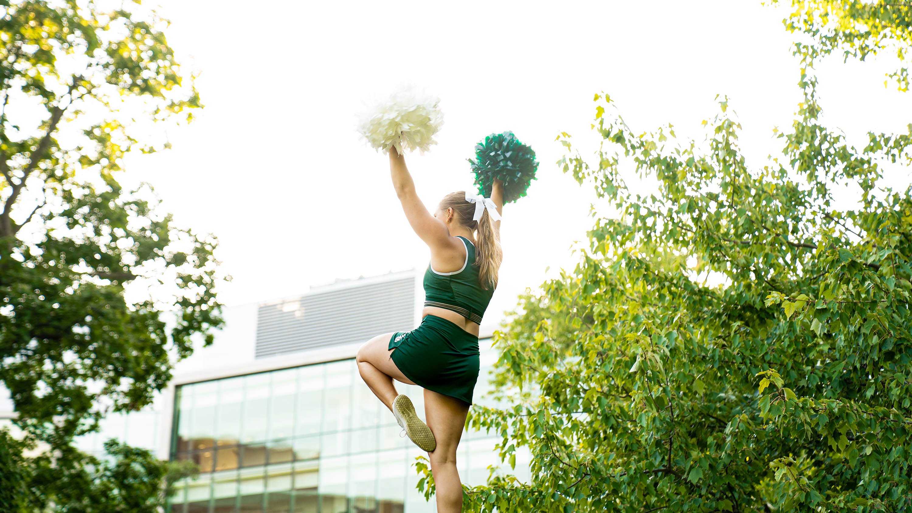MSU Cheerleader