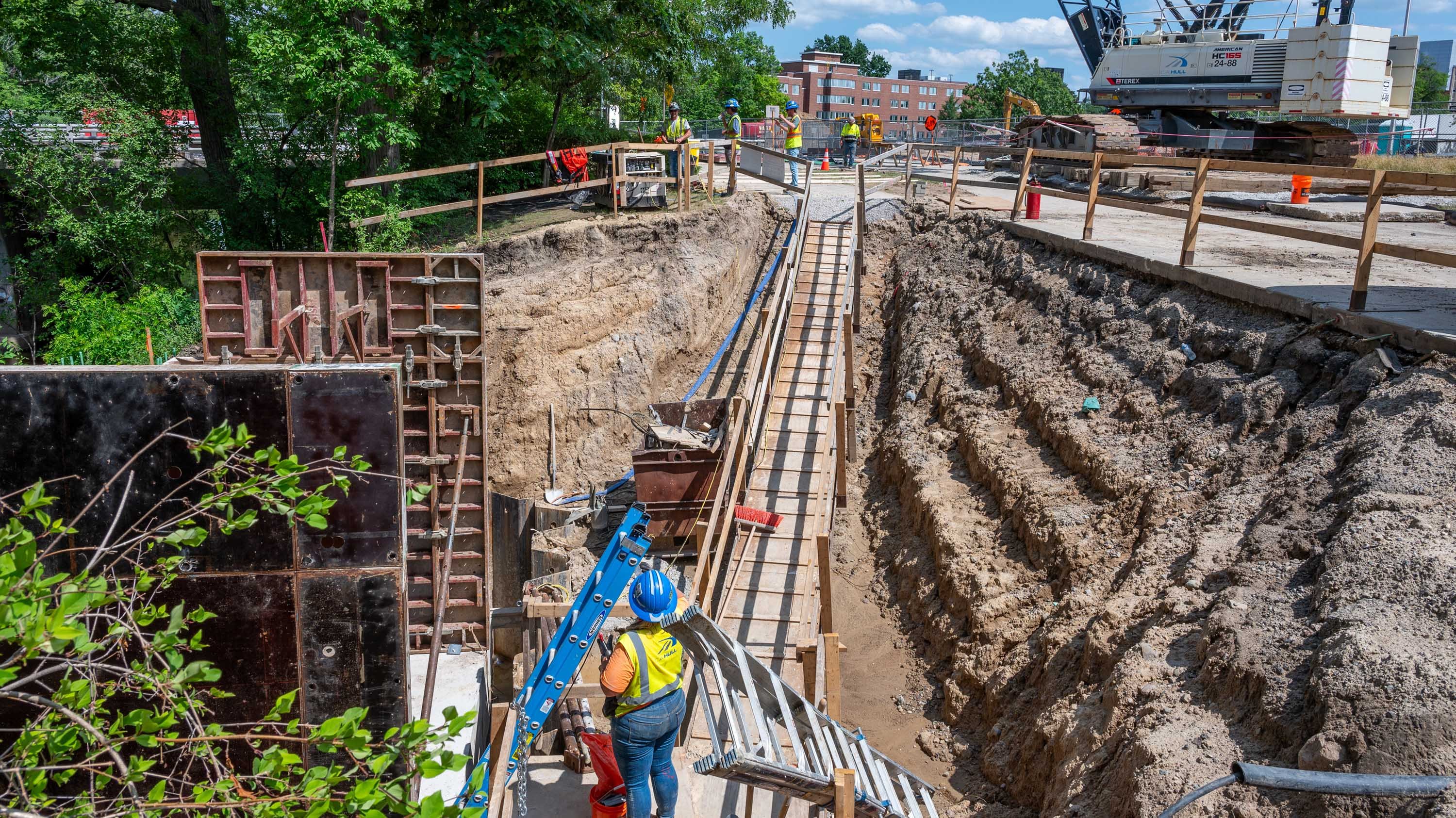Construction on Farm Lane bridge