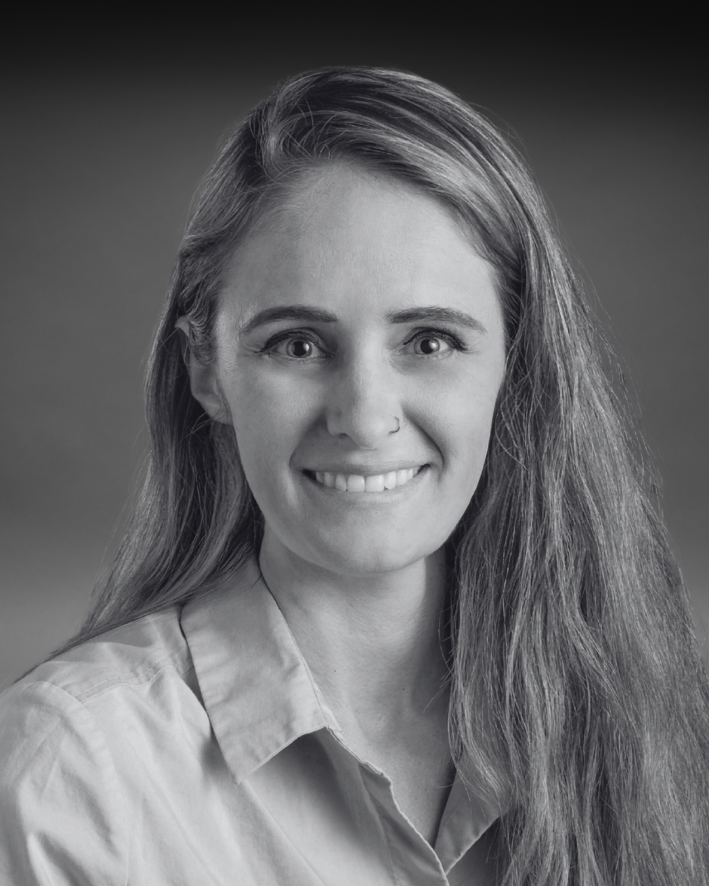 Headshot of Monica Mills