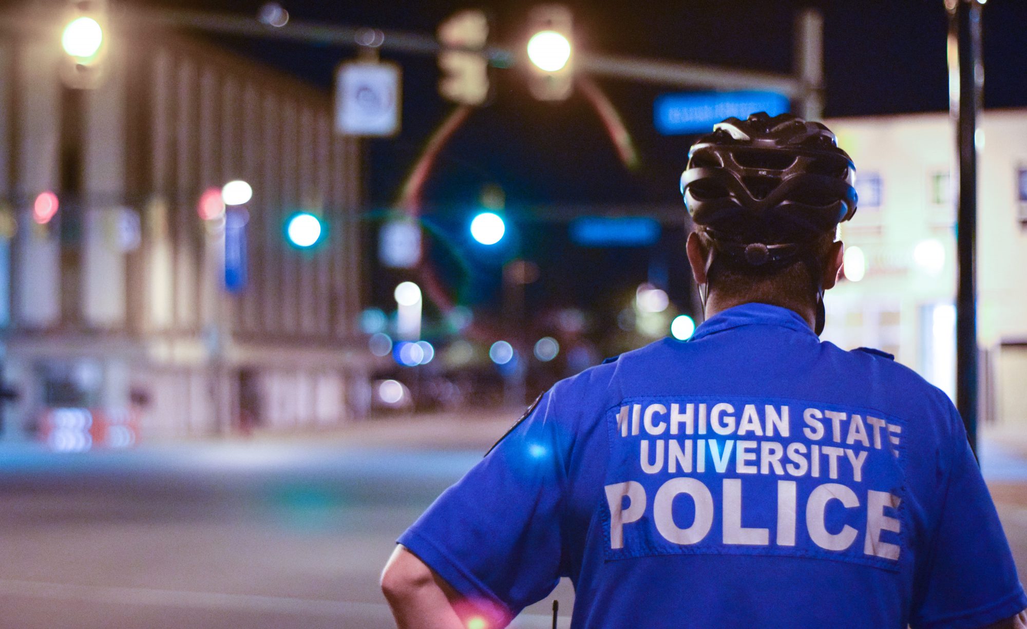 MSU DPPS officer underneath lights on campus