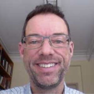 A headshot photo of doctor Richard Parks