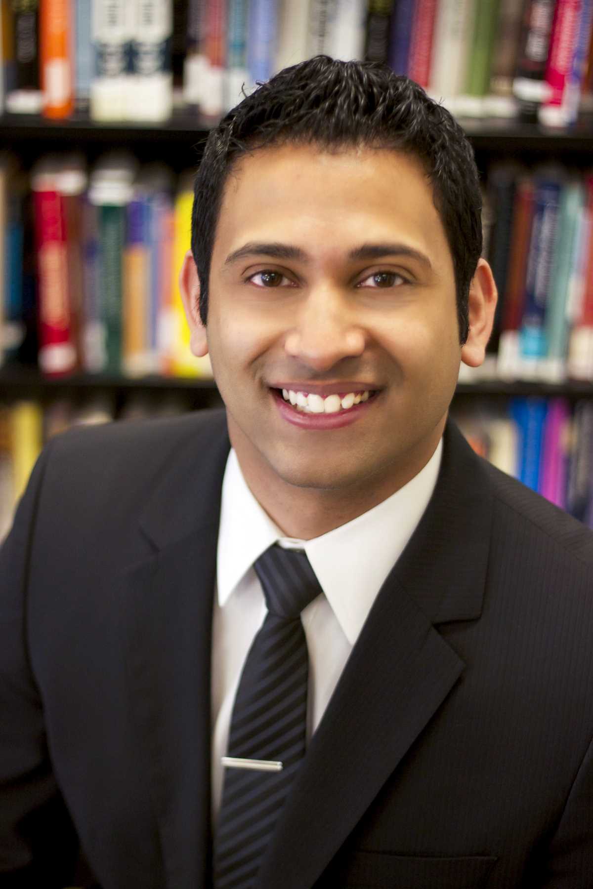 Chad_Ellimoottil_Headshot