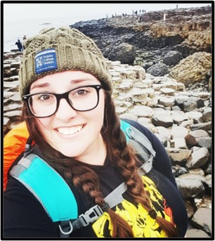 Abby_Squires_Headshot