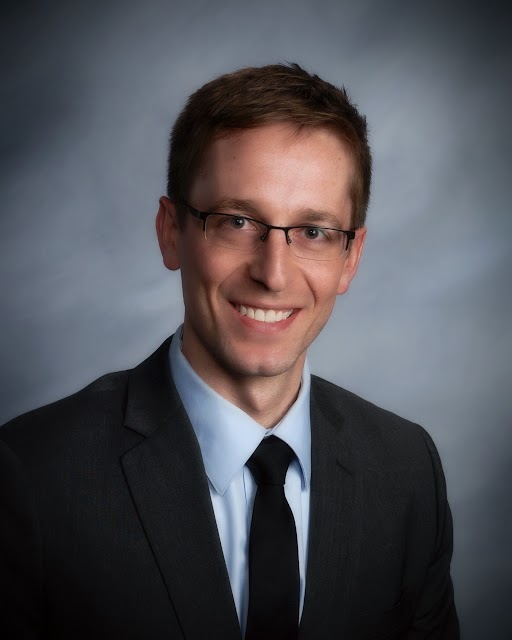 Drew_Murray_Headshot