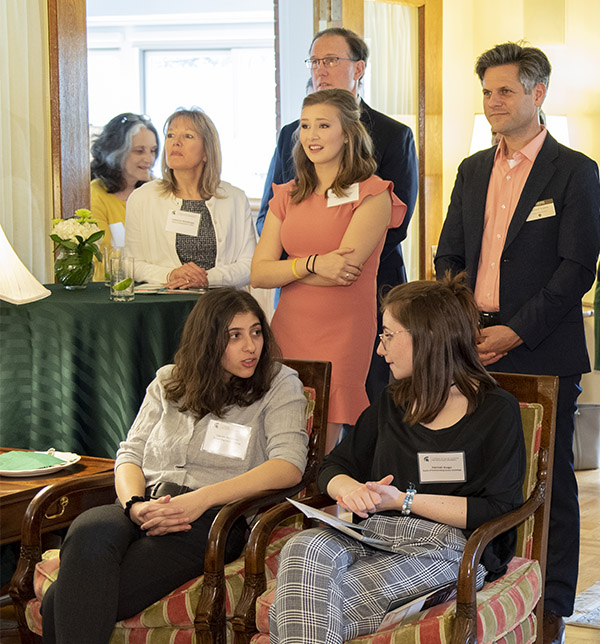 2019_studentgala-1637-cropped
