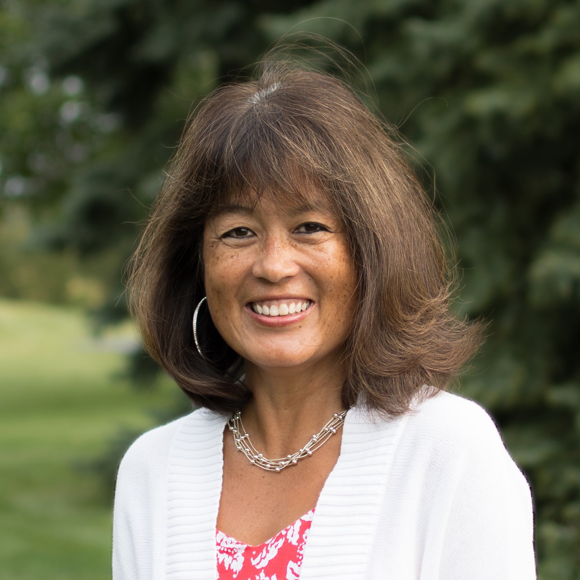 Professional headshot of Betty Cheng
