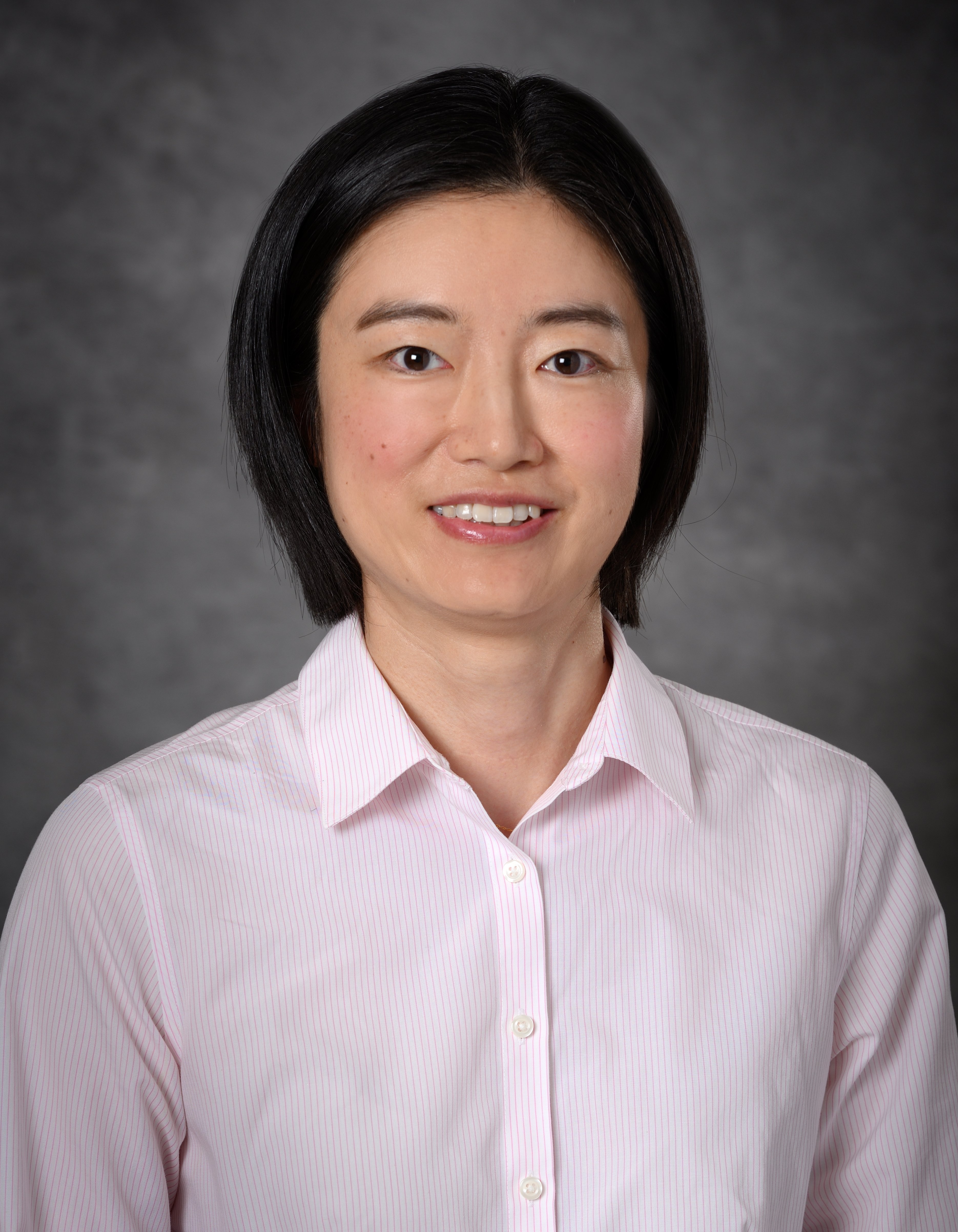 Professional Headshot of Guanqun Cao