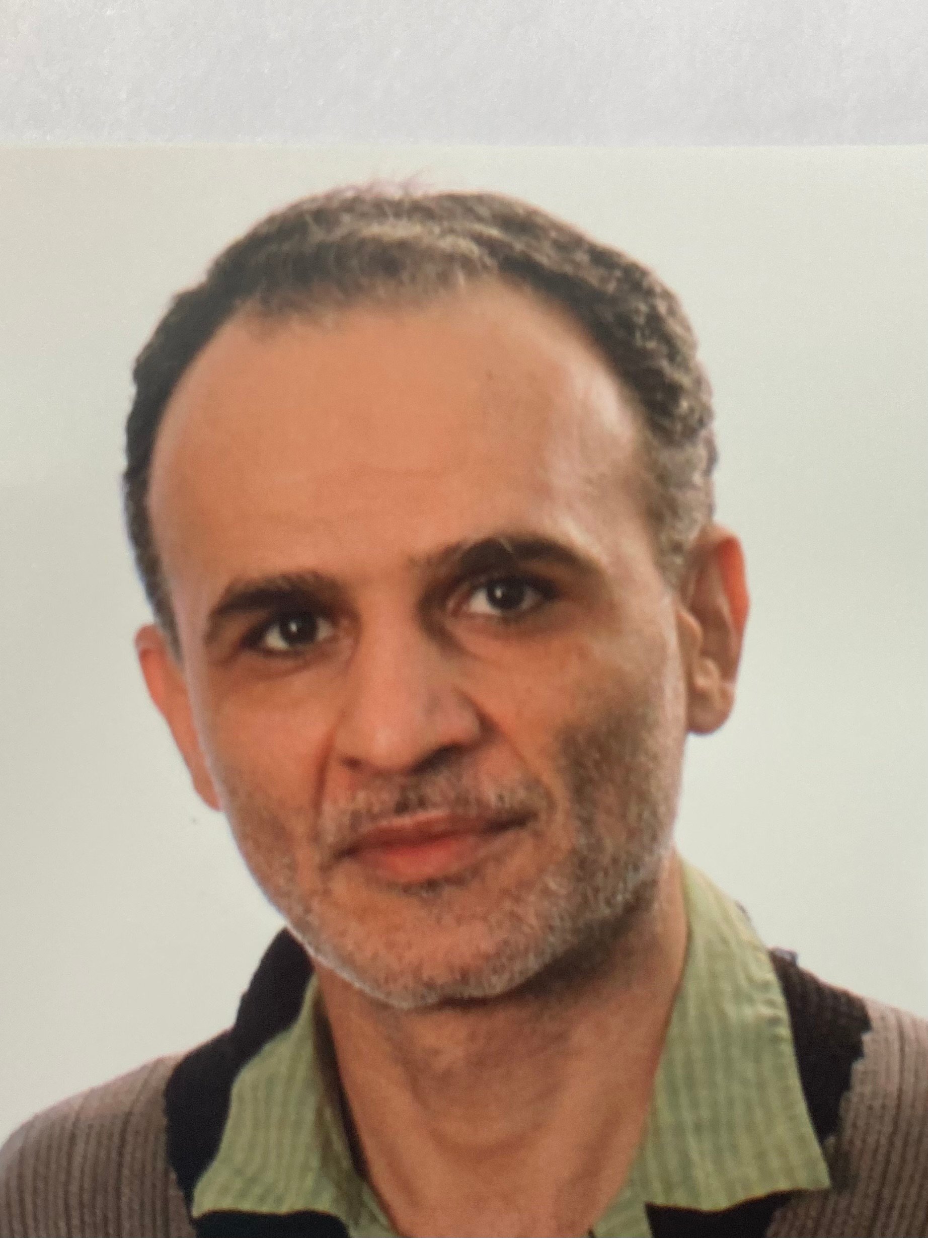 Professional Headshot of Husain Khalifeh
