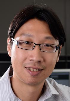 Professional headshot of Lik-Chuan Lee