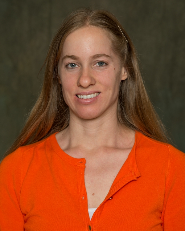 Professional Headshot of Ekaterina Rapinchuk