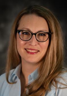 Professional Headshot of Jamie Lynn Marks