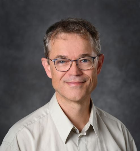 Professional headshot of  Daniel Morris