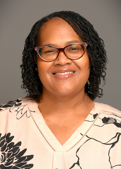 Professional Headshot of Angie Qawwee
