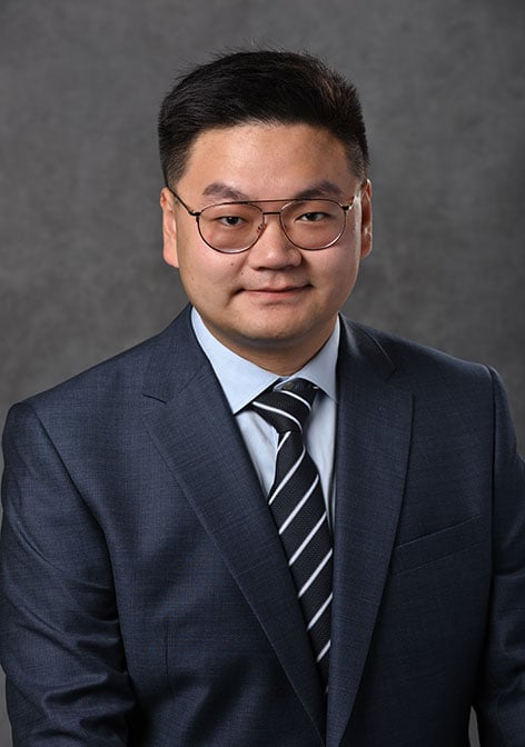 Professional Headshot of Liang Zhao