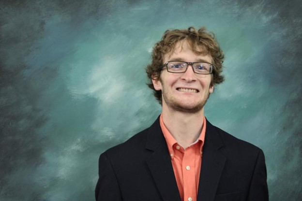 Headshot of Thomas Grubb.