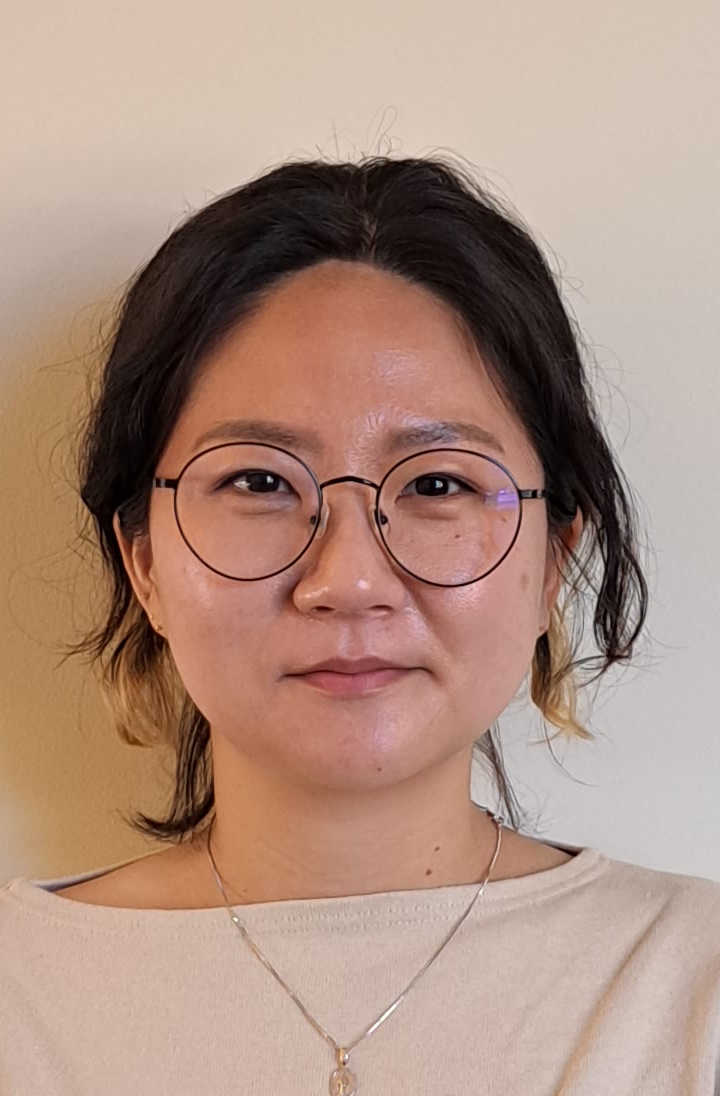 Headshot of Yonghee Son.