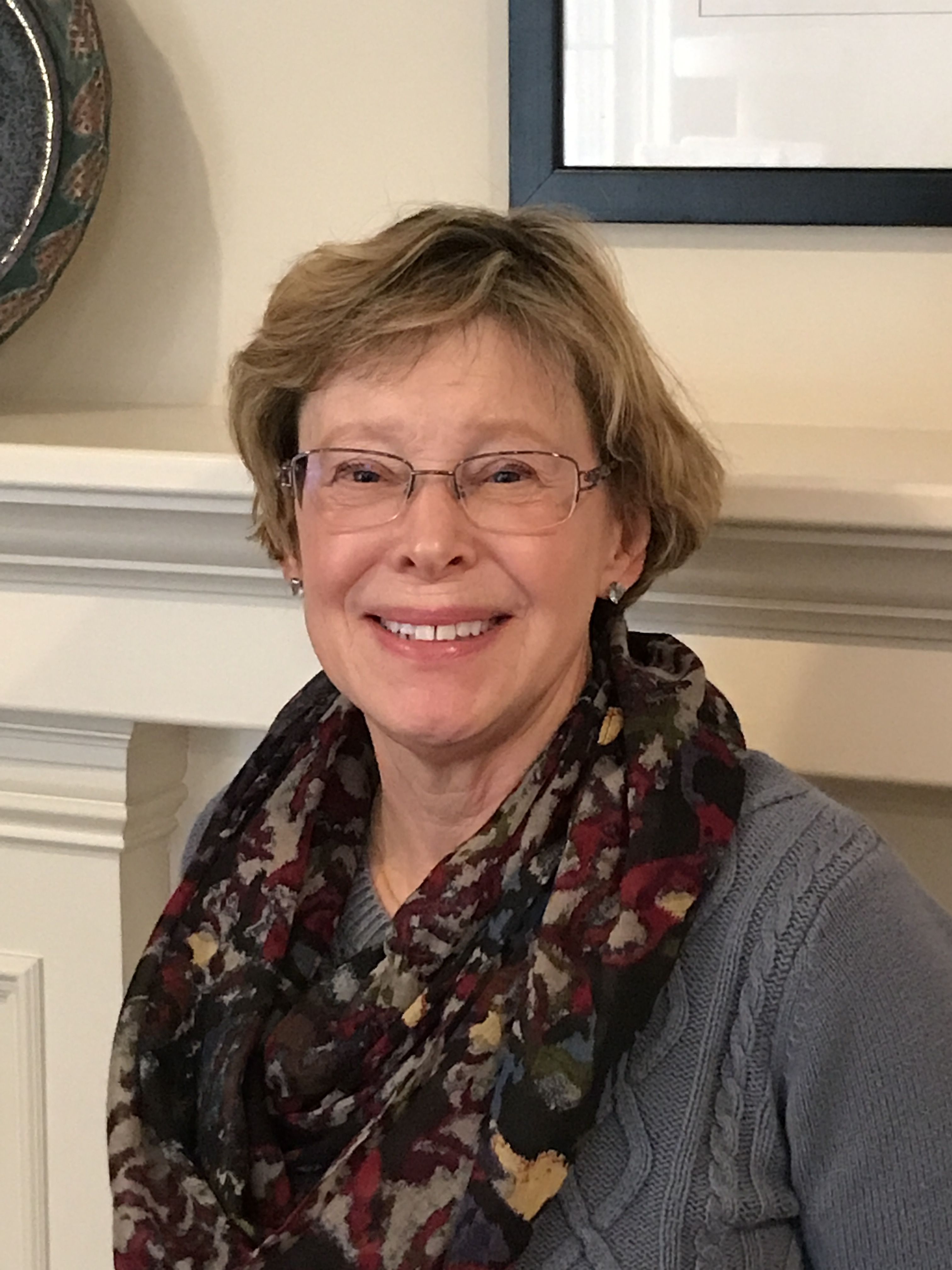 Headshot of Leslie Papke.