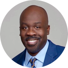 clausell_mathis_headshot