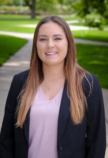 Headshot of Jenna Beffel.