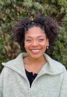 Headshot of Simone Bibbs. 