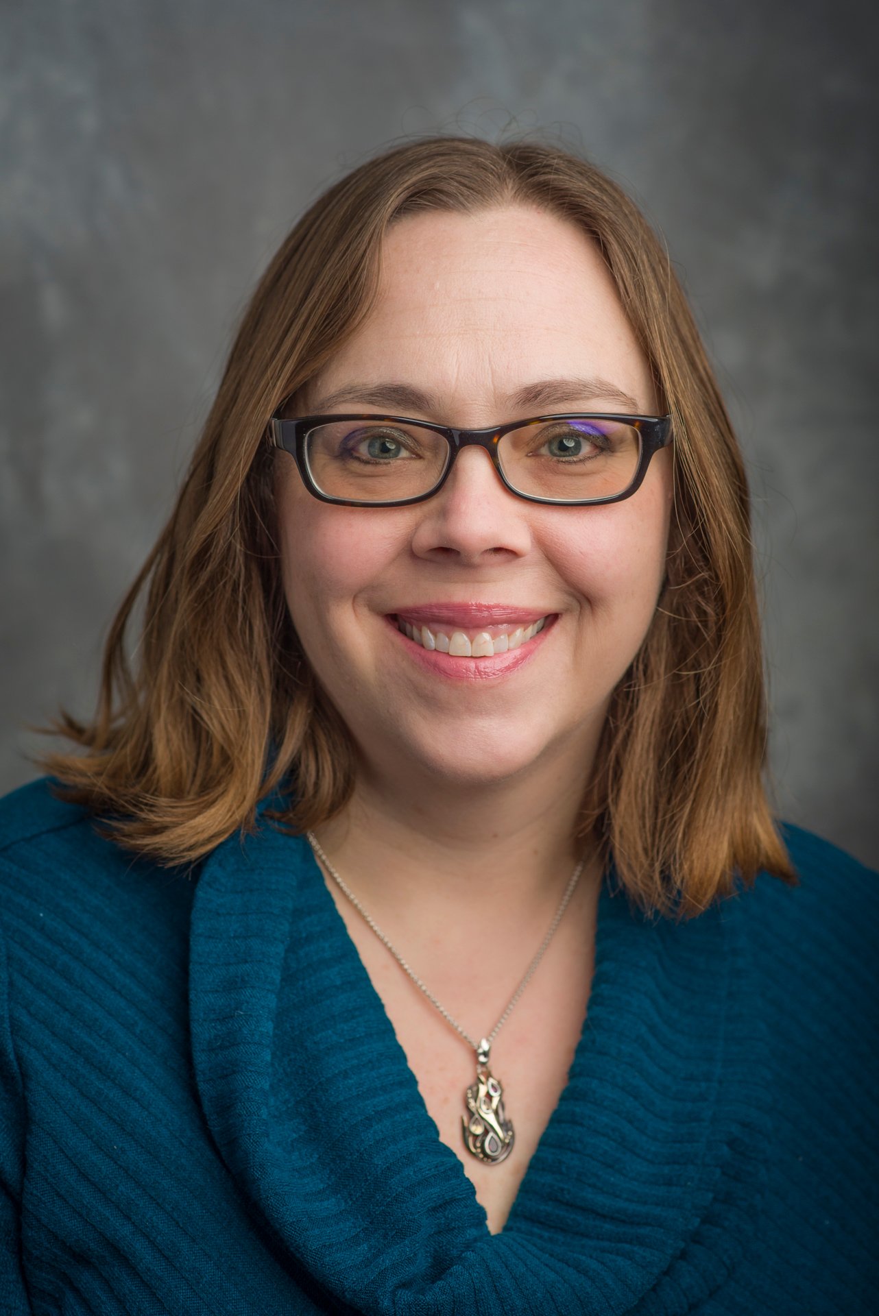 Headshot of Lori Skibbe. 