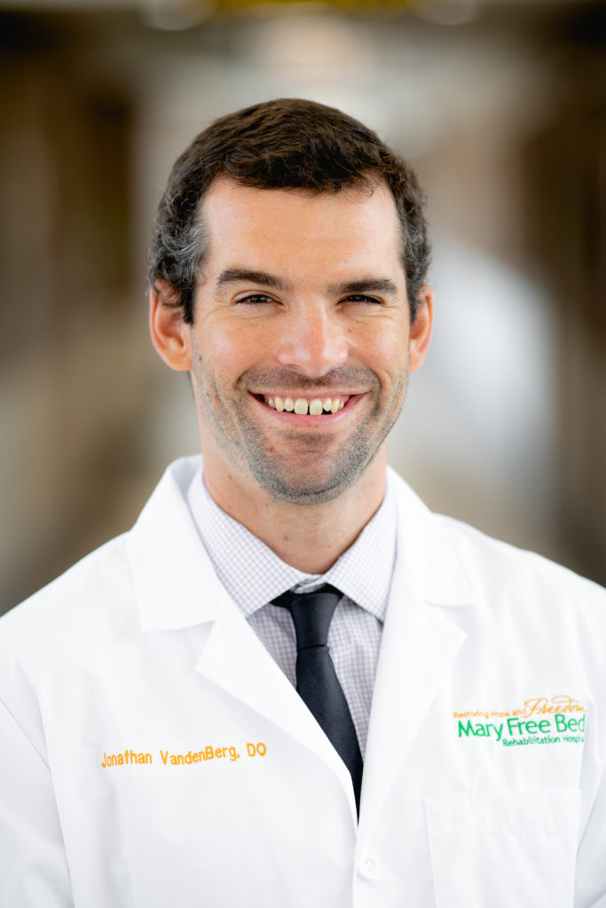 Dr-Jonathan-VandenBerg-683x1024