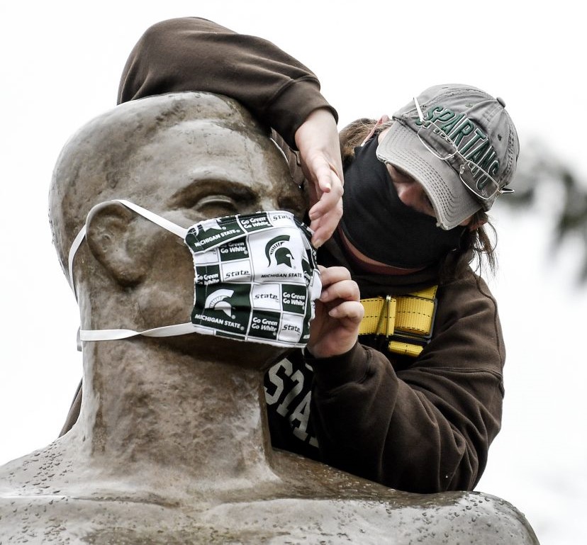 Kim Consavage Spartan Statue