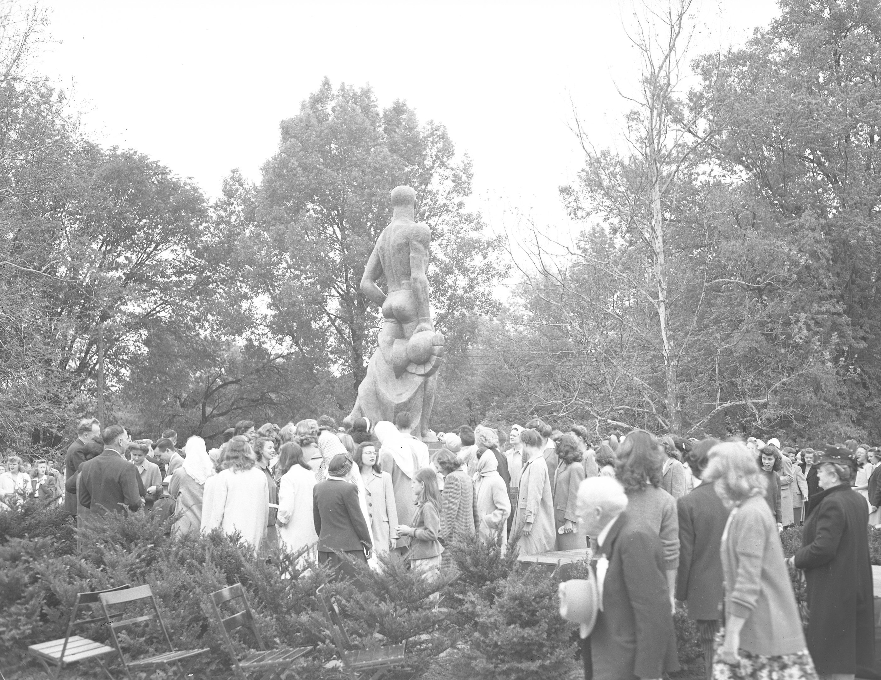 Spartan Statue 1945
