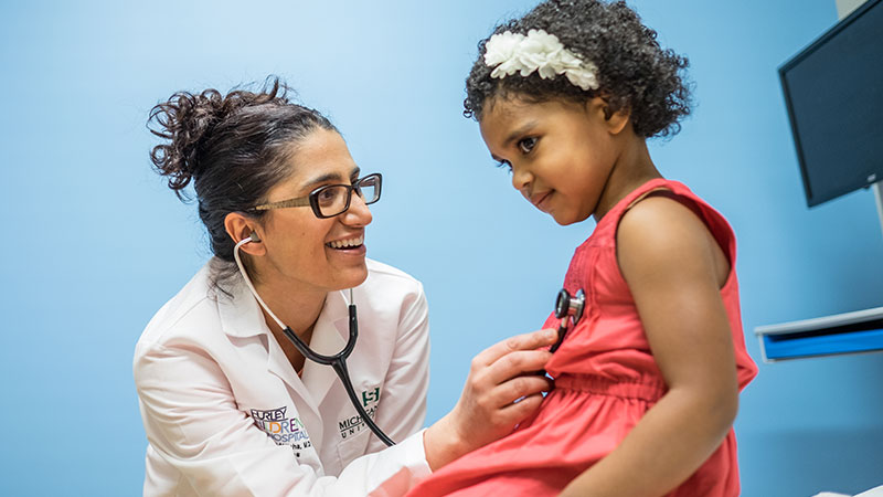 Dr. Mona Hanna-Attisha and patient