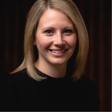 Lindsey McCurren headshot