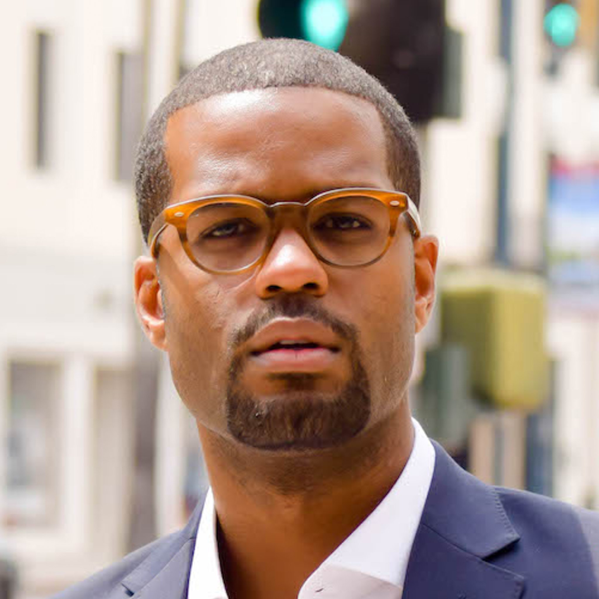 Matthew Thomas headshot