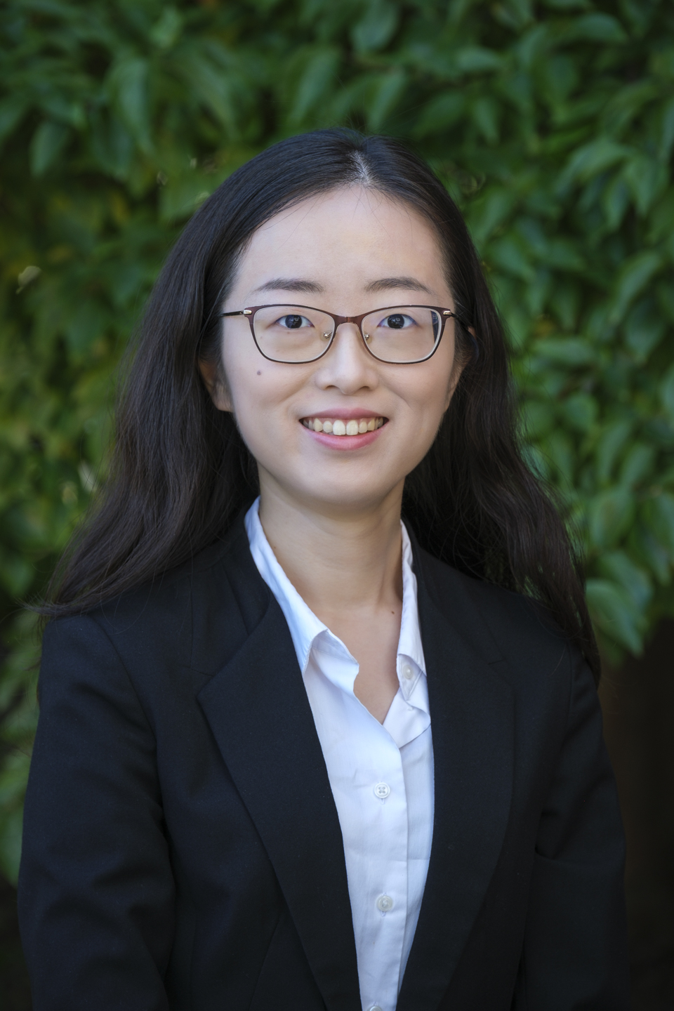 Headshot of Jingyue Cui.