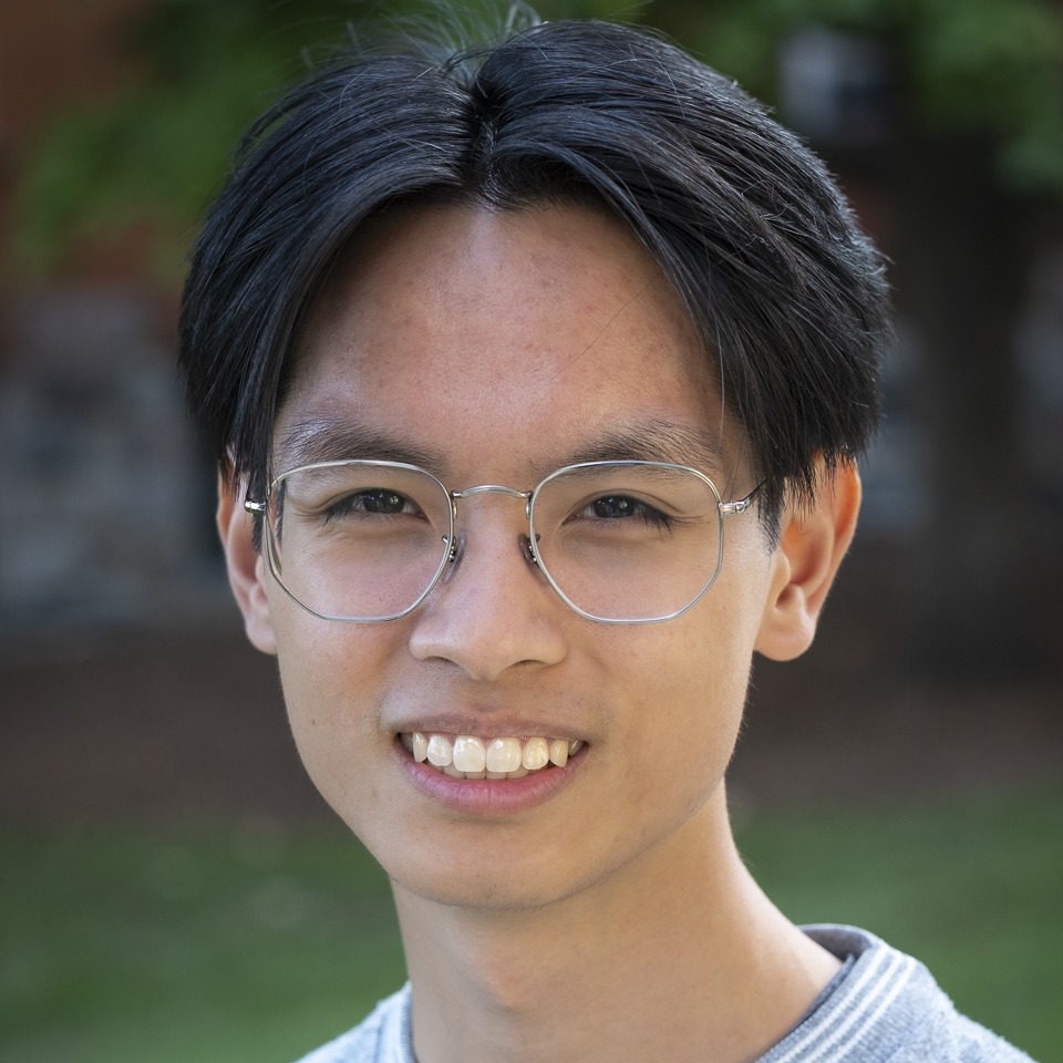 Headshot of Andrew Helfrich.