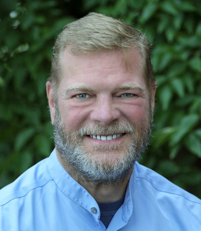 Headshot of Thomas Jeitscheko.
