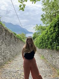 Carrie Nielsen in front of mountains.