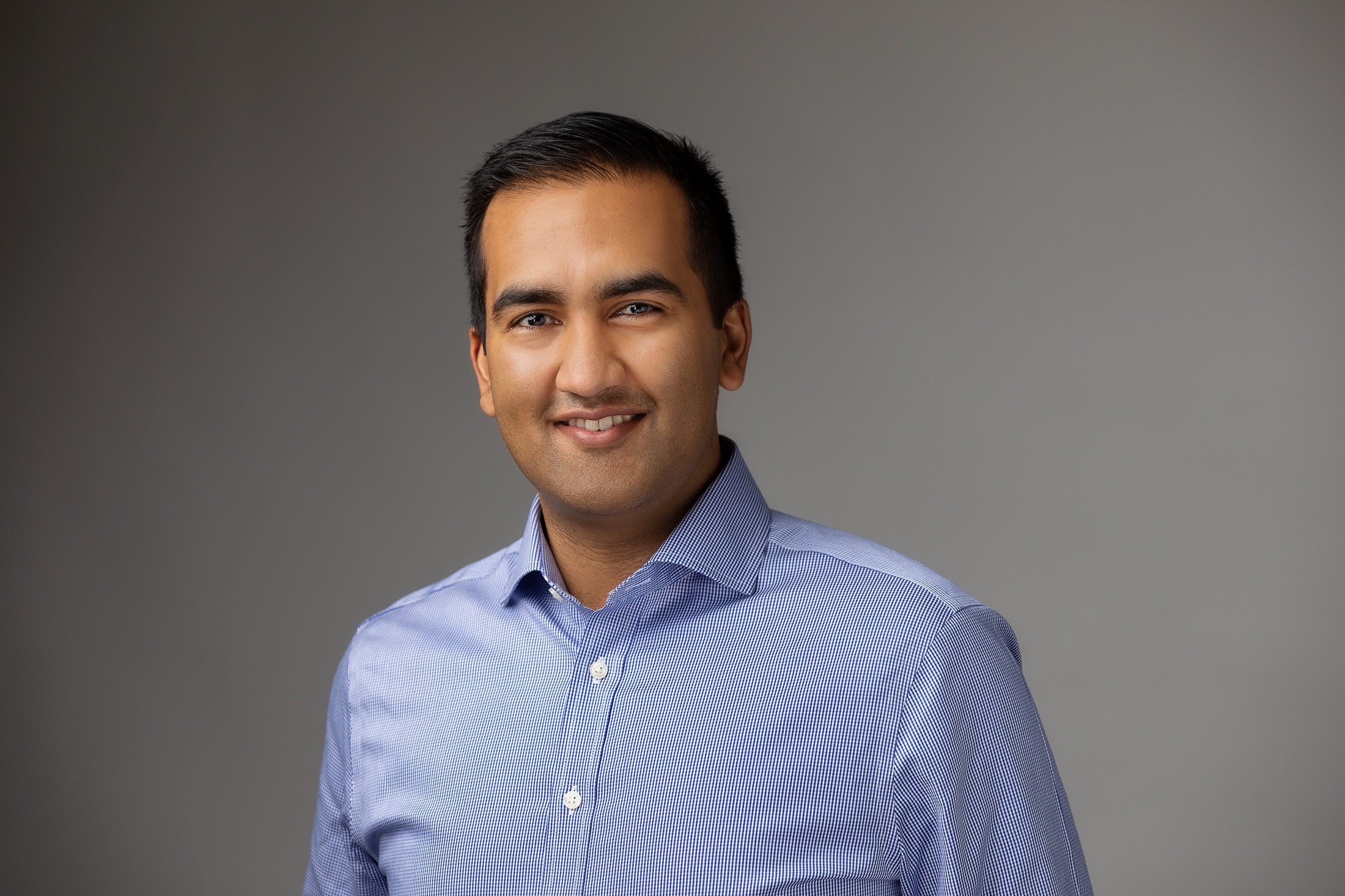 Headshot of Jay Thaker.