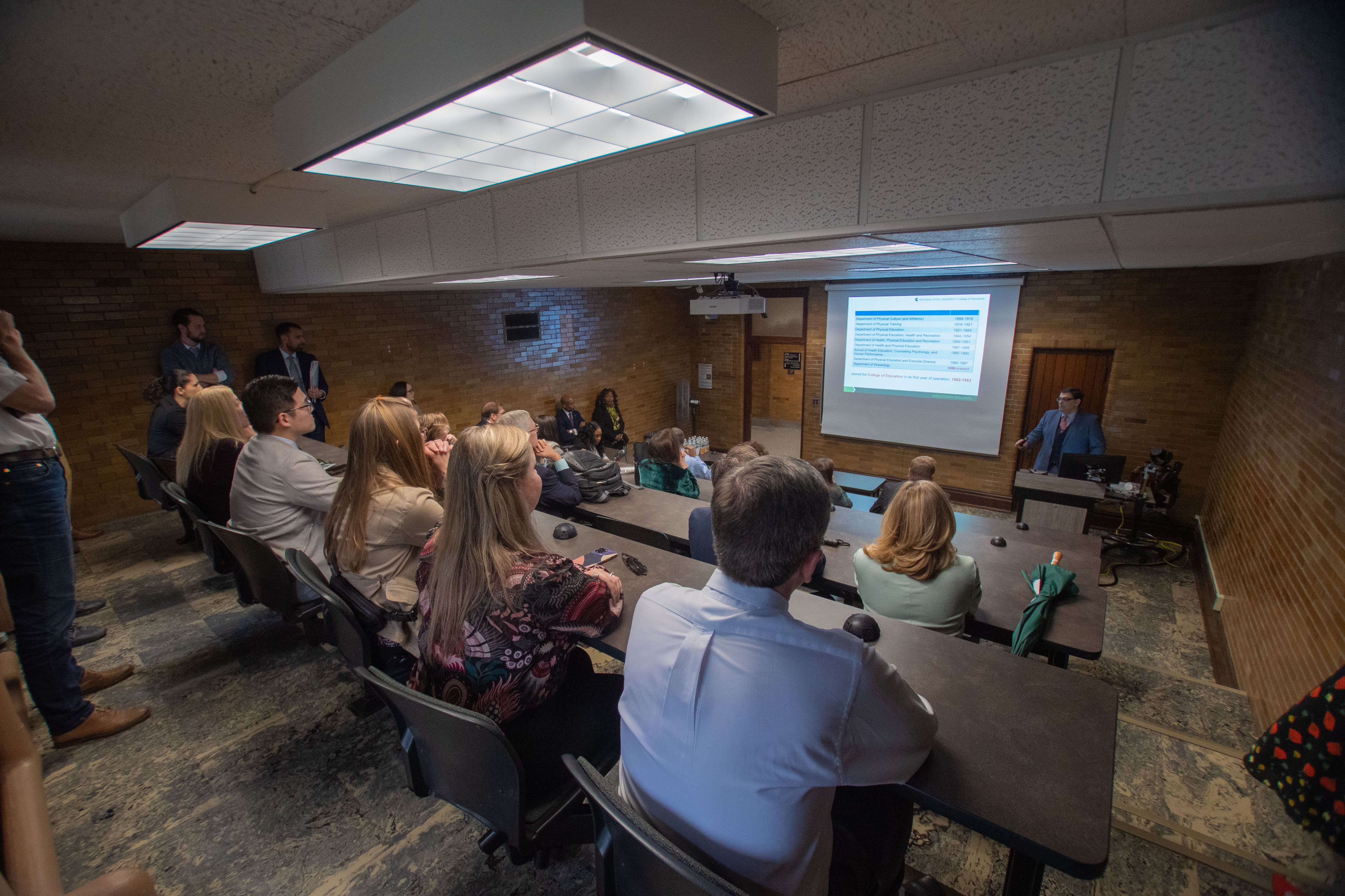 Group meeting at IM Sports Circle