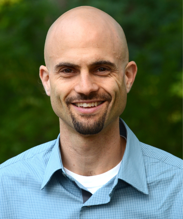 Josh Plavnick headshot