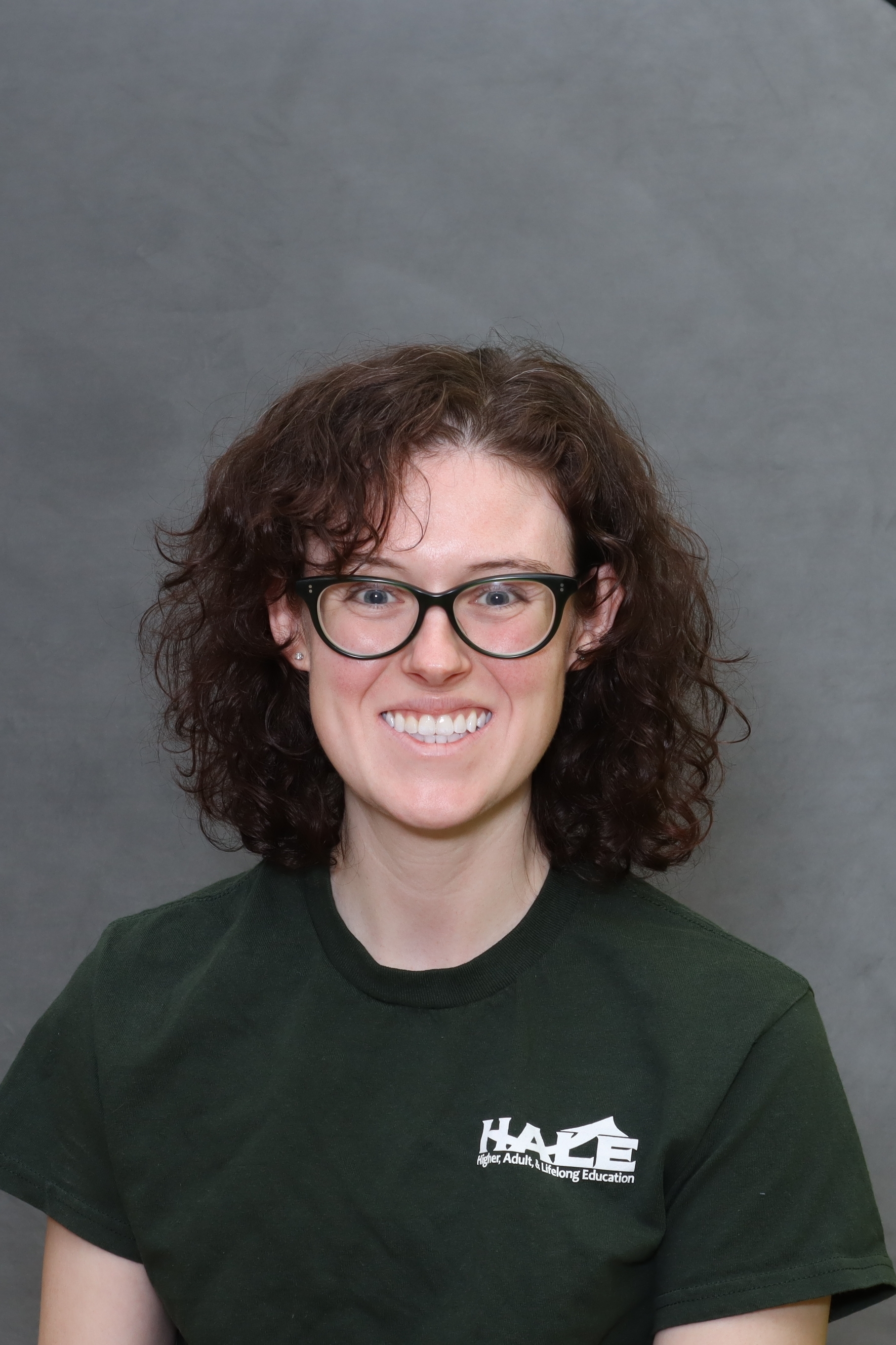 Headshot - Theresa Murphy